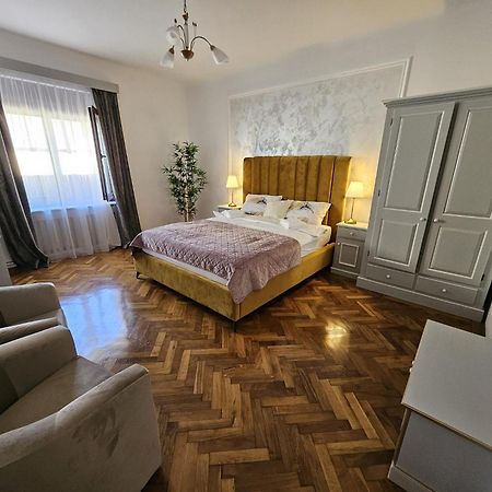 Aparthotel Casa Raduly Sibiu Esterno foto