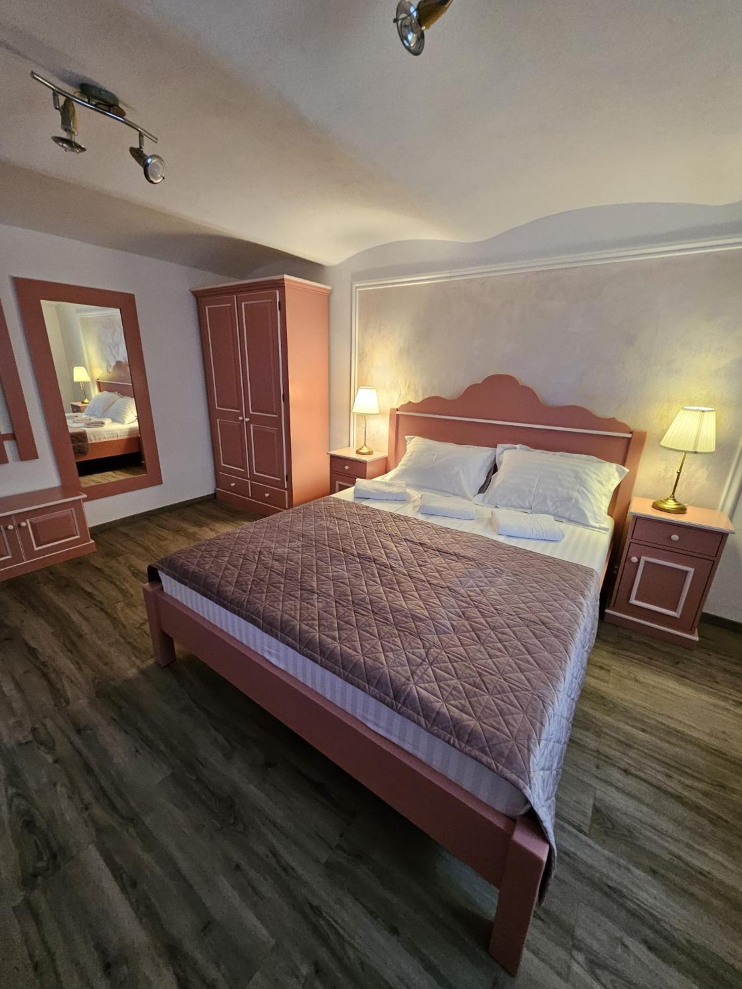 Aparthotel Casa Raduly Sibiu Esterno foto