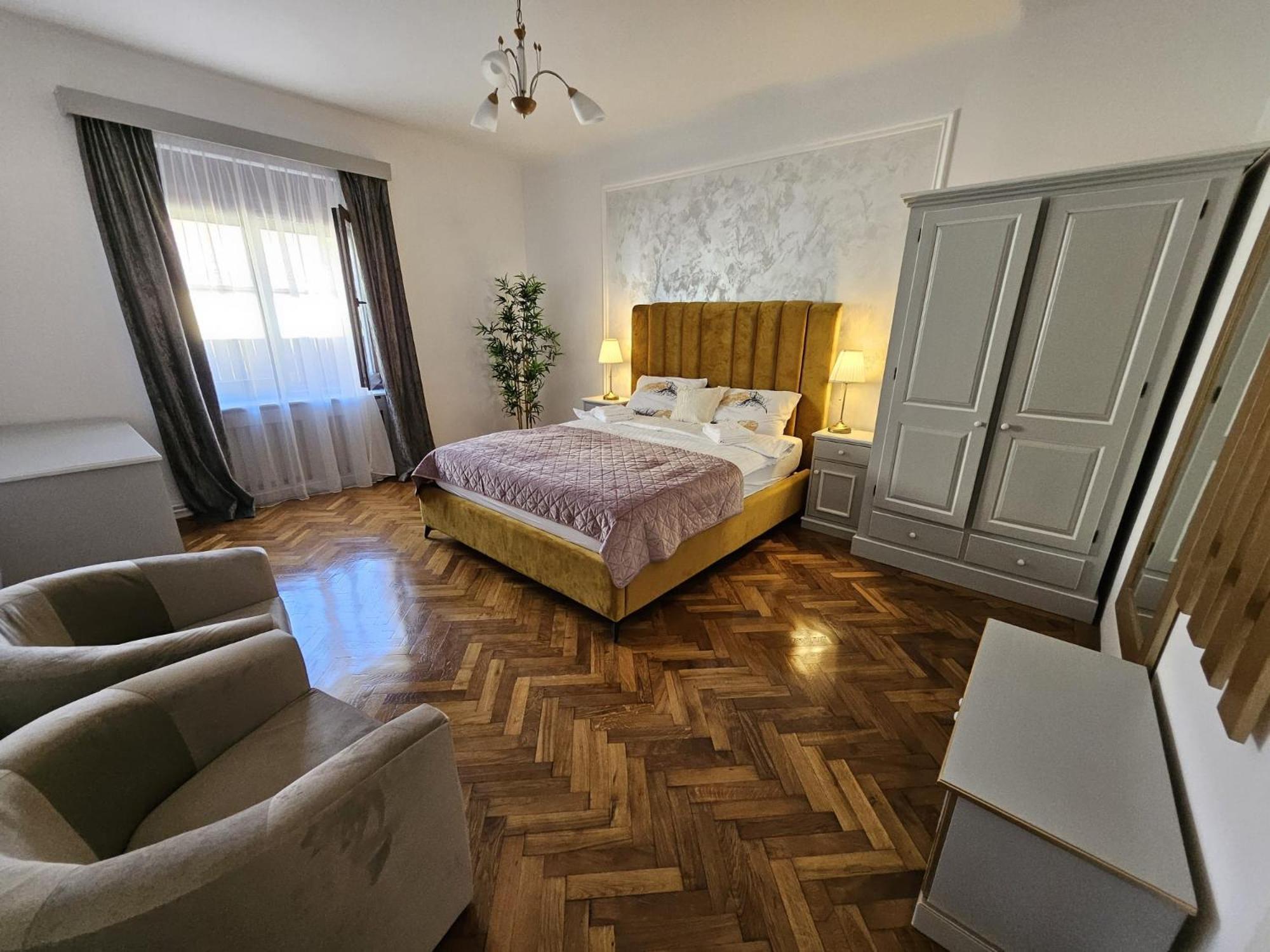 Aparthotel Casa Raduly Sibiu Esterno foto