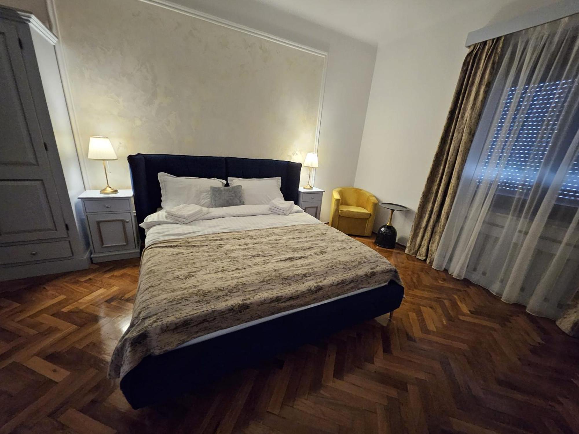 Aparthotel Casa Raduly Sibiu Esterno foto