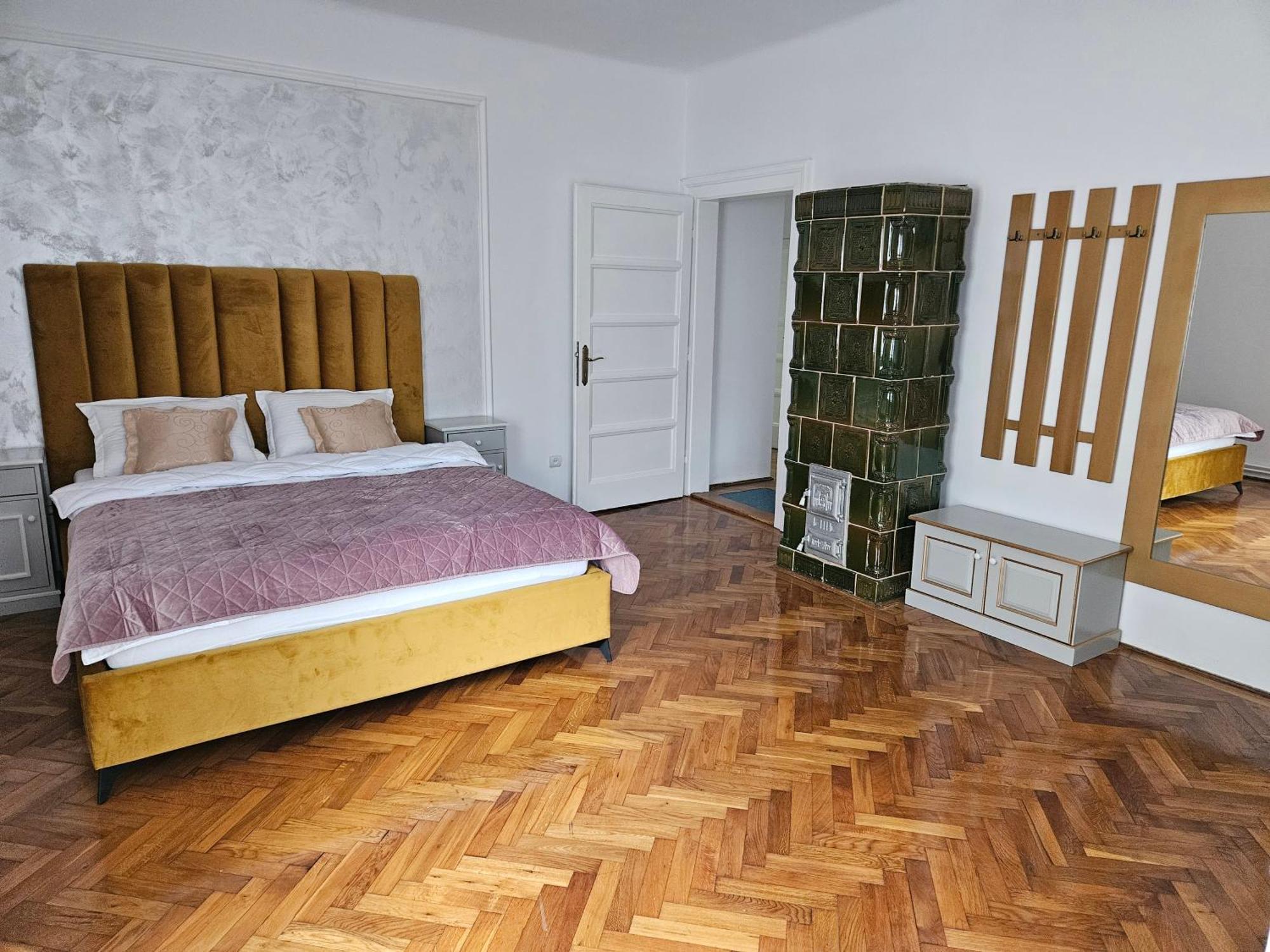 Aparthotel Casa Raduly Sibiu Esterno foto